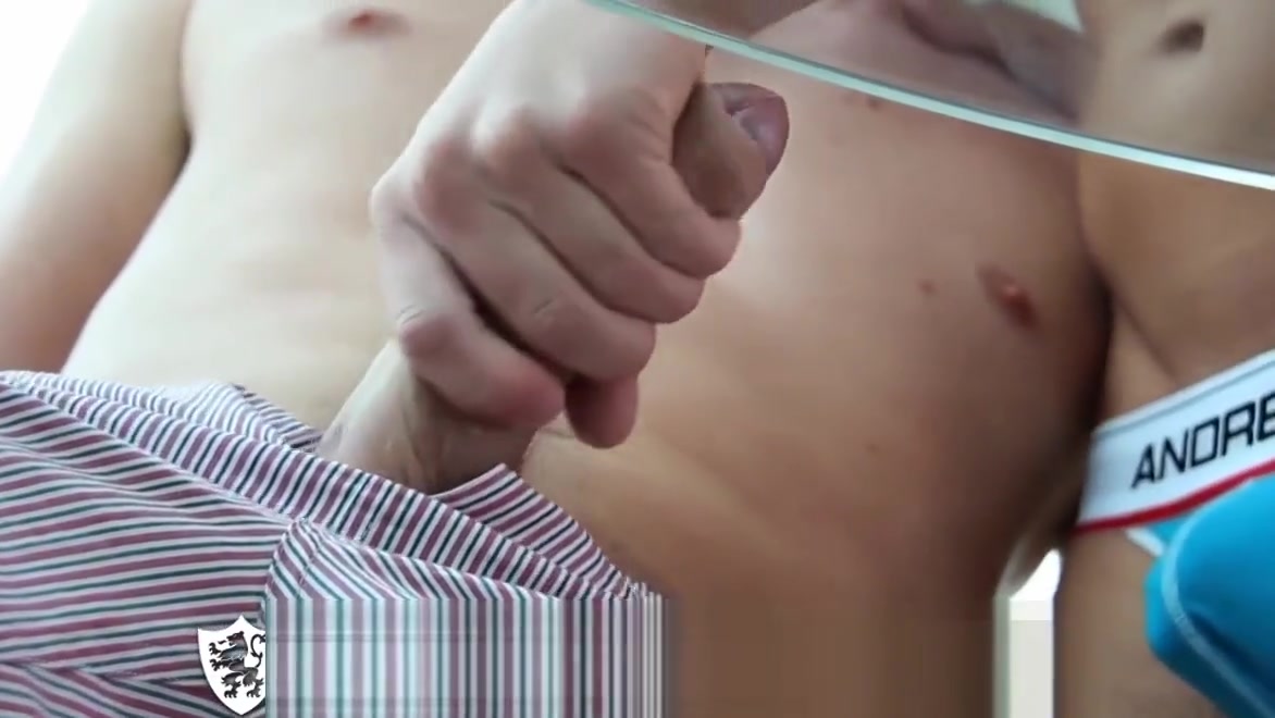 ManRoyale Cute guy comes on his boyfriends ass