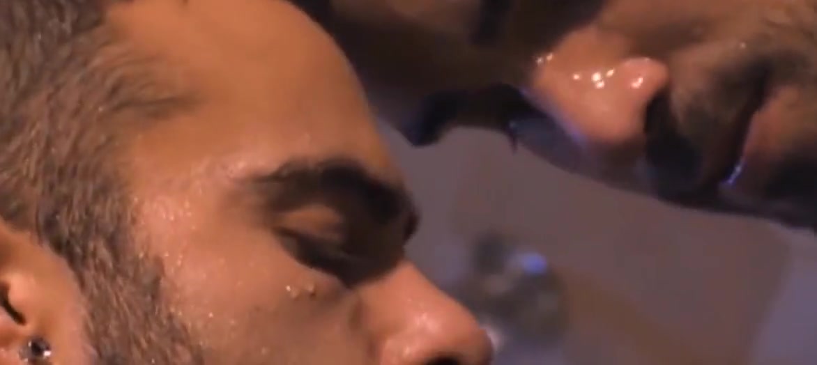 Pissing under the shower