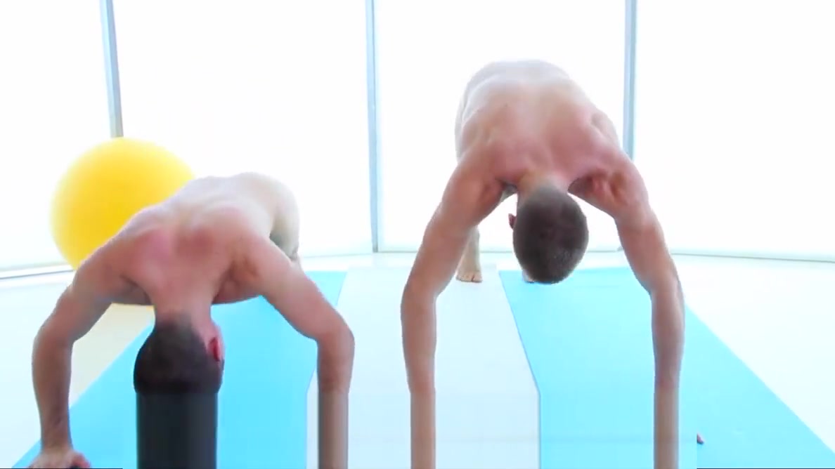 GayRoom Two hot naked guys do yoga before sex