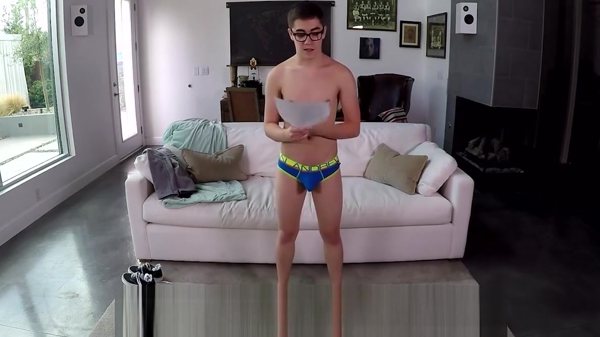 GayCastings First porn casting fuck with Eli Lincoln