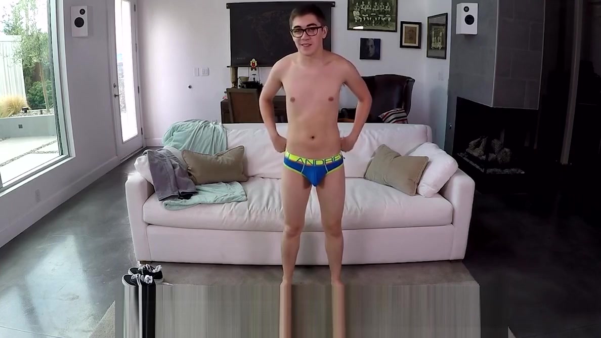 GayCastings First porn casting fuck with Eli Lincoln