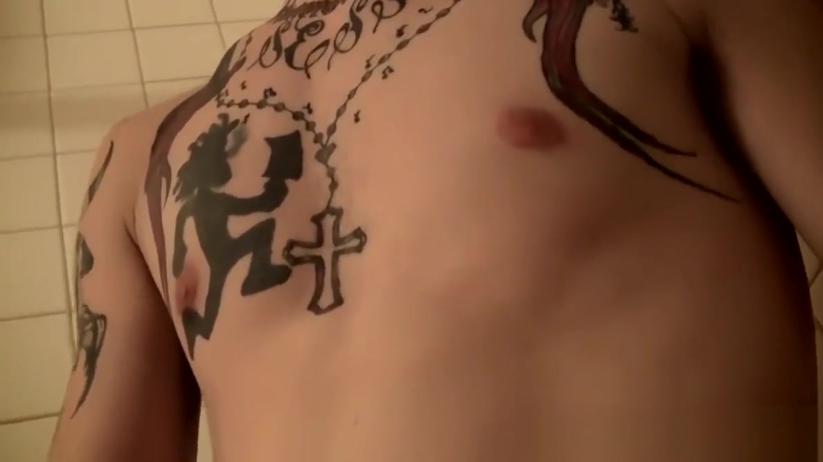 Blinx strips to his undies and masturbates in the shower