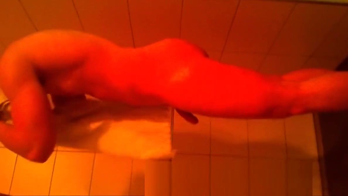 gym showers caught 21 sexy young friends