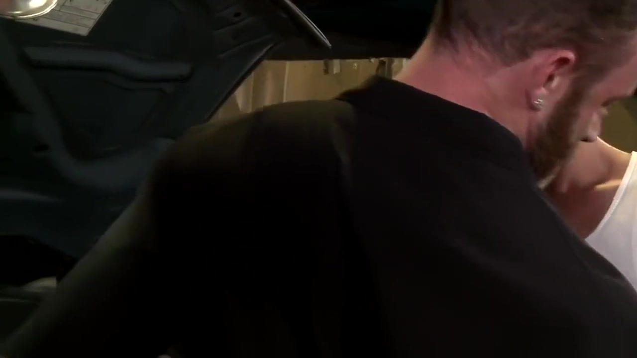 Extra Big Dicks Mechanic Takes it Up the Butt