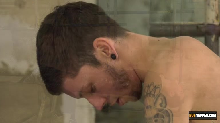 Perfectly Positioned For Face Fucking - Alexis Tivoli & Xavier Sibley