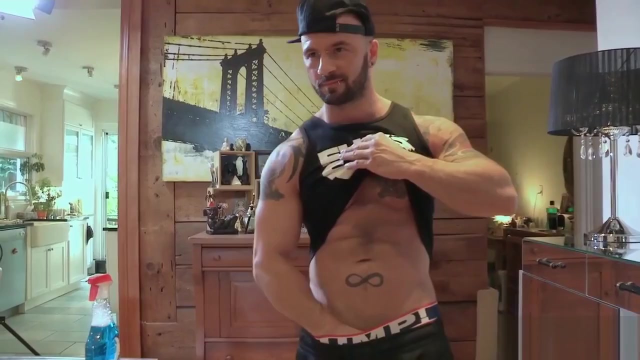 Maskurbate Manuel Deboxer Enjoying A Succulent BJ