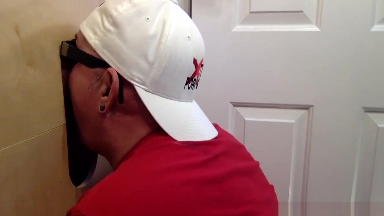 Big Step daddy Gets Gloryhole Deep Throat