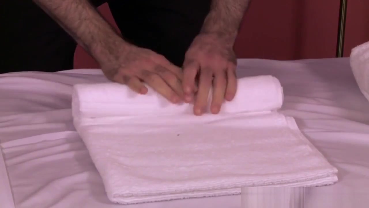 IconMale Masseur Gets Fucked By Client