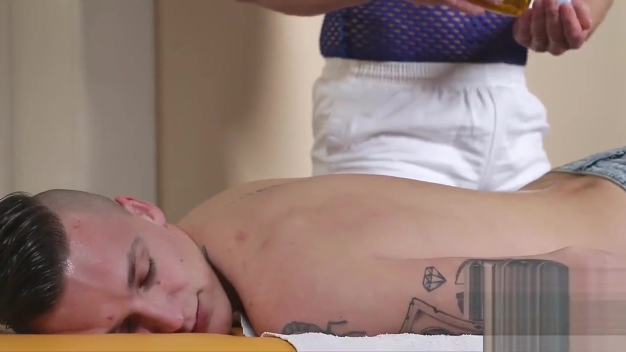 Hunk Trent Tarzan massages and raw fucks twink Tom Uli