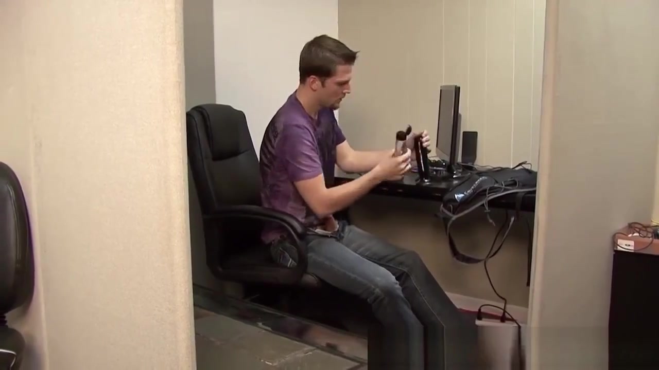 Office dudes Jessie and Kameron having hardcore sex action