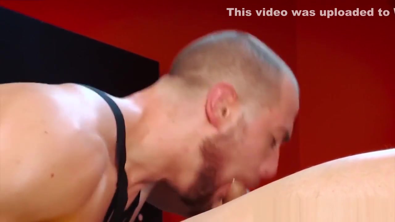 HotHouse Perfectly Muscular Hunks Fucking In Leather