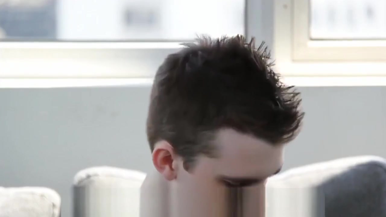 HD - GayCastings Gymnast uses his moves to make it in porn