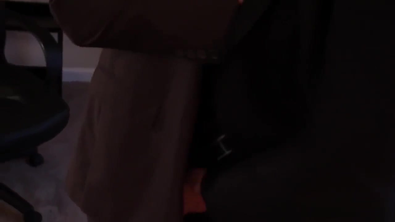 Ripped officehunk buttfucks bear looking for closure