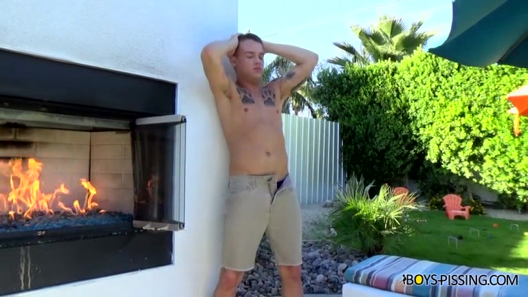 Splashing Piss & Cum Outside - Brandon Wilde