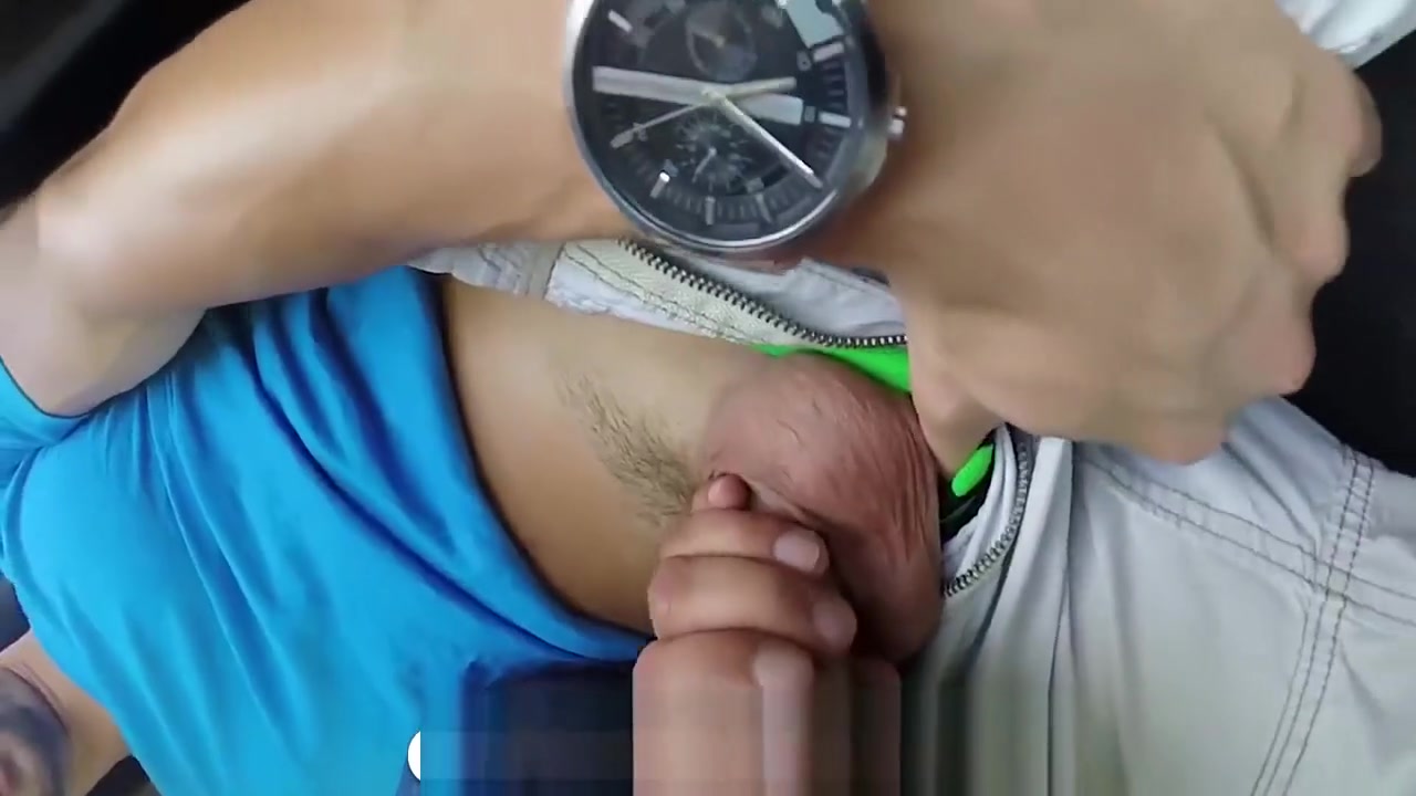 HD MenPOV - Hunk picks up a guy for a backseat hand job