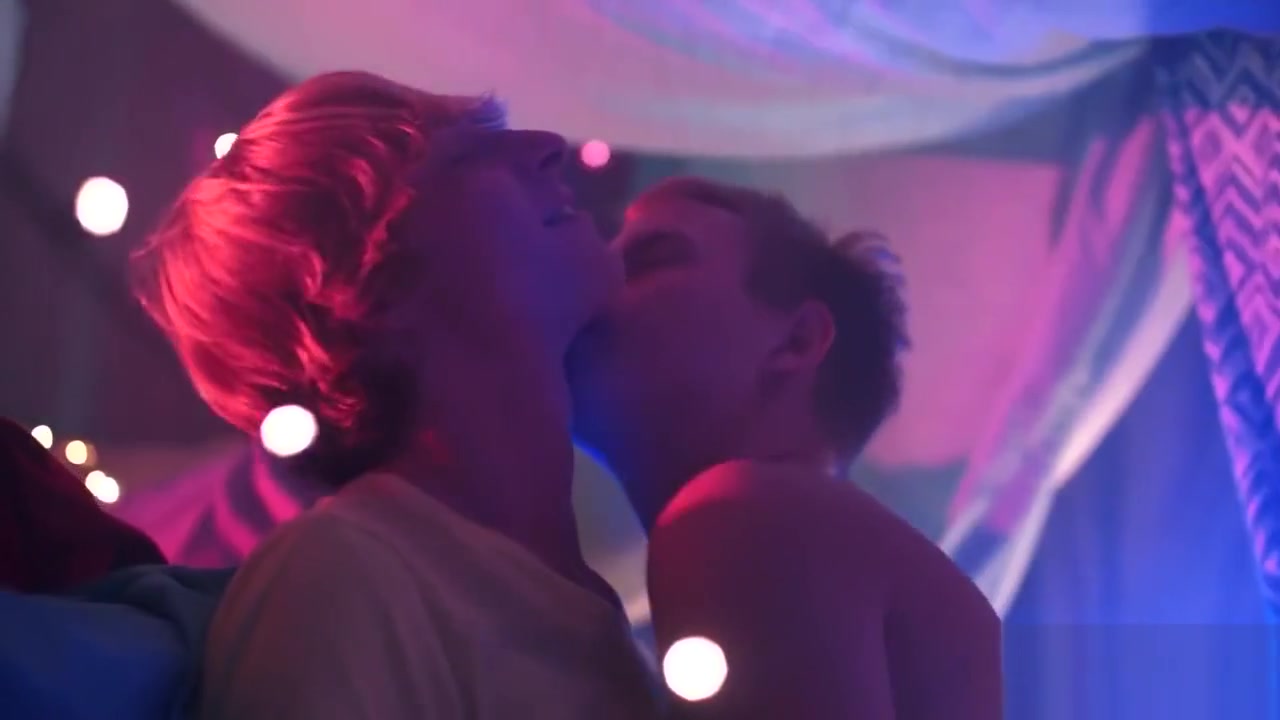 Blond Helix Twink Sleepover Hookup