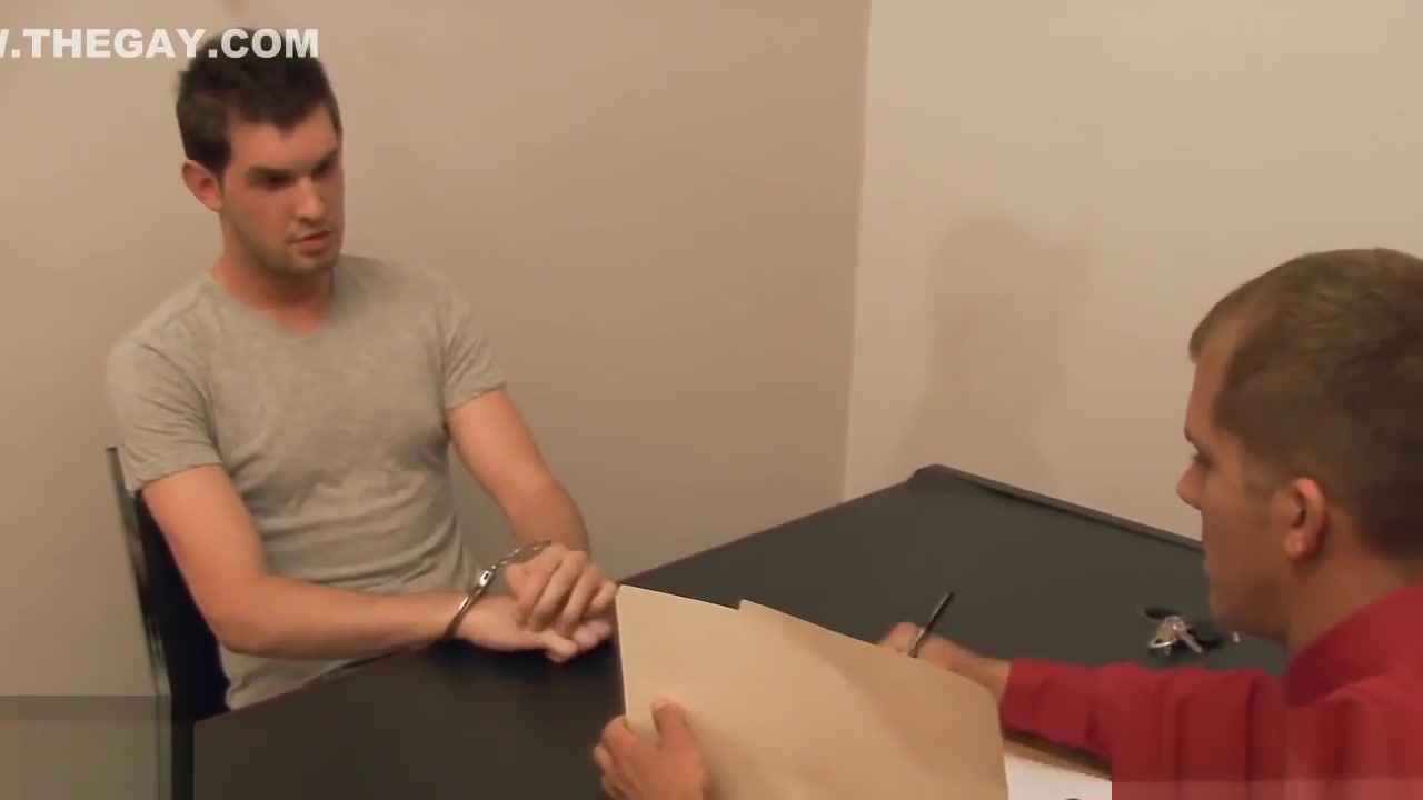 Naughty gays screwing butts in the office
