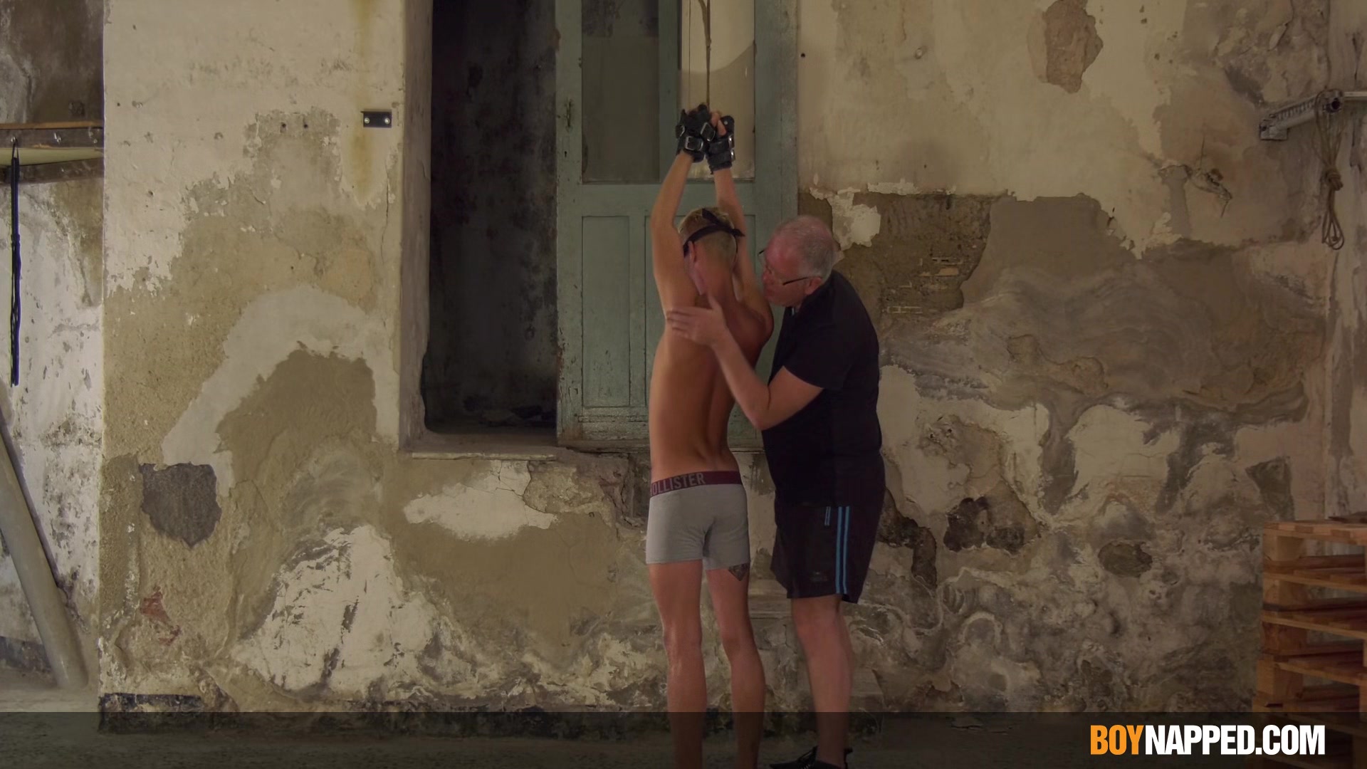 Nervous New Blond Boy Cain 1 - Cain Fonda & Sebastian Kane