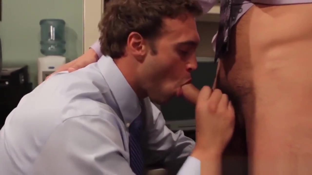 Rocco Reeds office ass fuck action