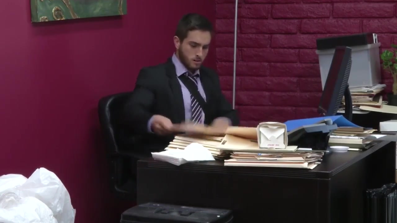 Gaysex office hunk squirted with cum
