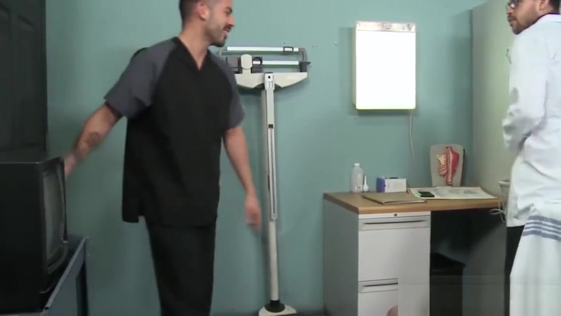 Gay doctor and nurse fuck and cum spray
