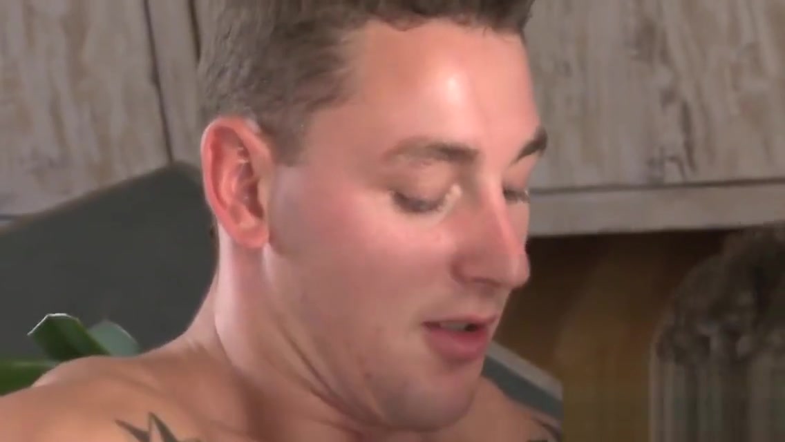 Sensual and sexy massage session for pretty twinks