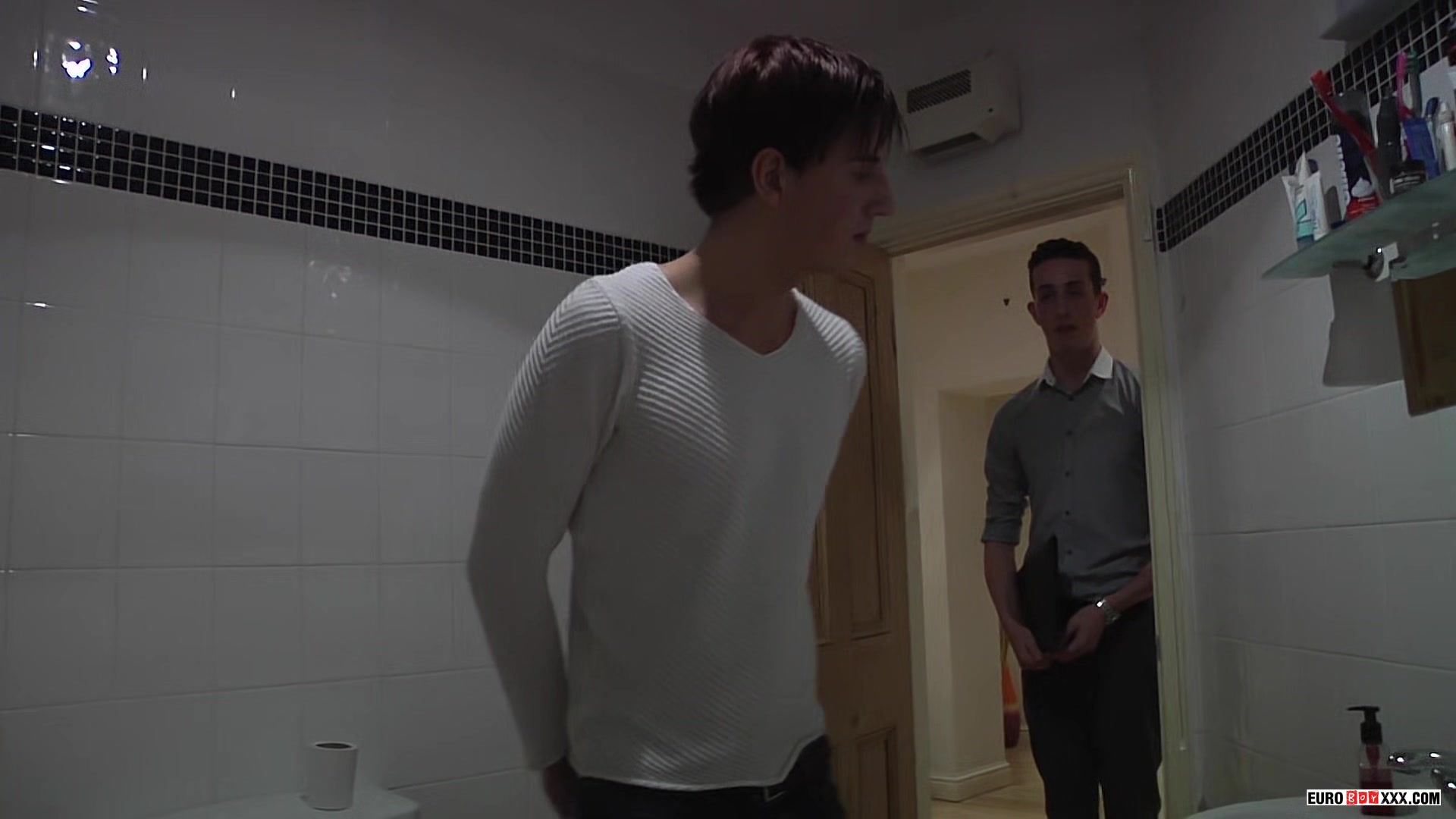 Casper Gets Double Dicked! - Cameron James, Casper Ellis & Luke Vogel