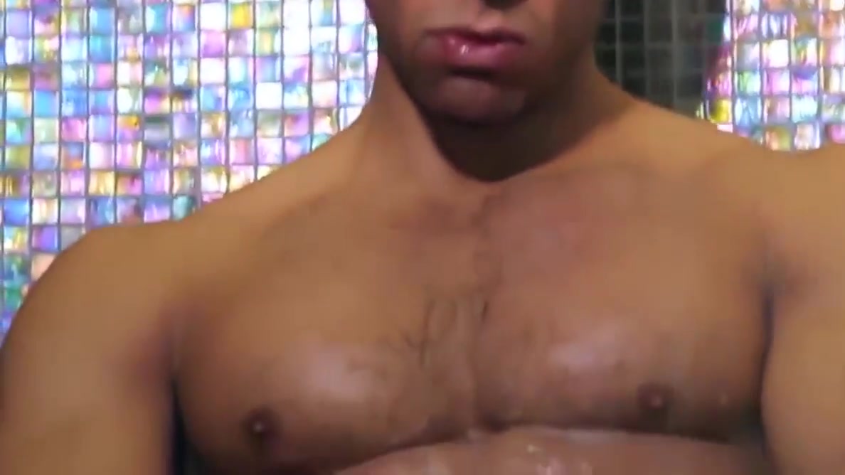 Horny hunks in shower 4