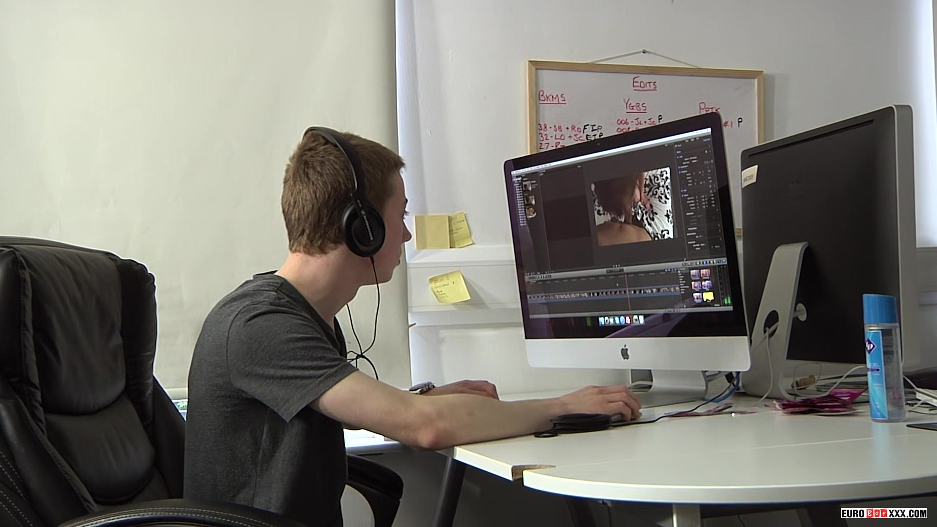 Fucking The Editor's Snug Butt - Casper Ellis & James Lewis