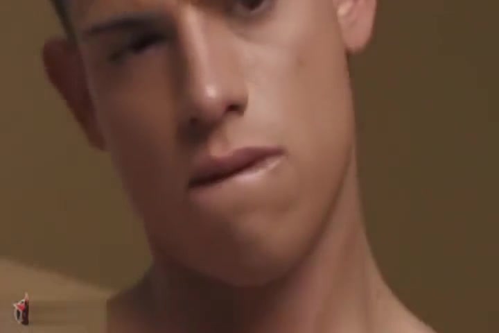Brent Everett in the Shower