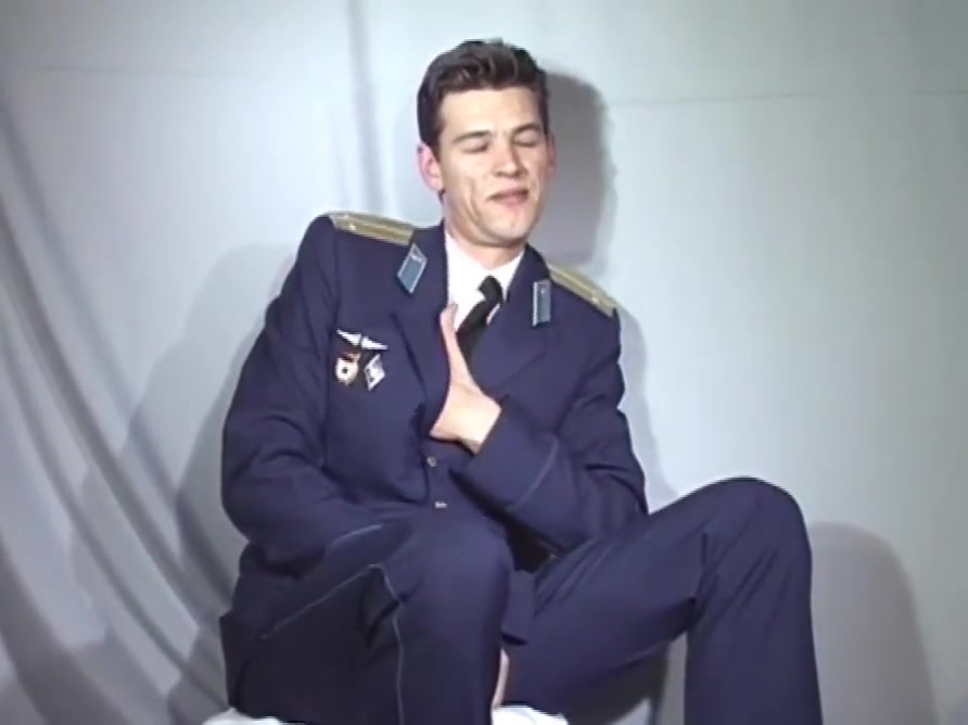 Russian military wanks his huge cock