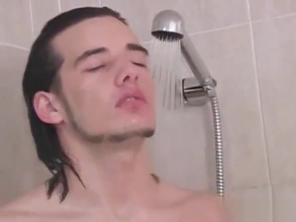 Solo Twink Masturbating In The Shower