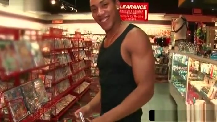 Dude gets shaft gay sucked on gloryhole