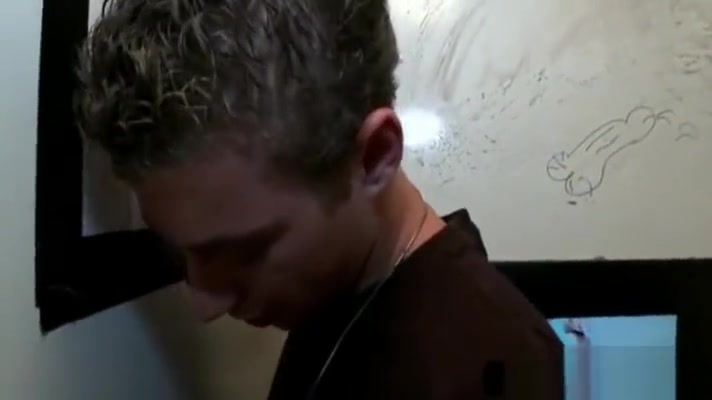Gay blows straight dick on gloryhole