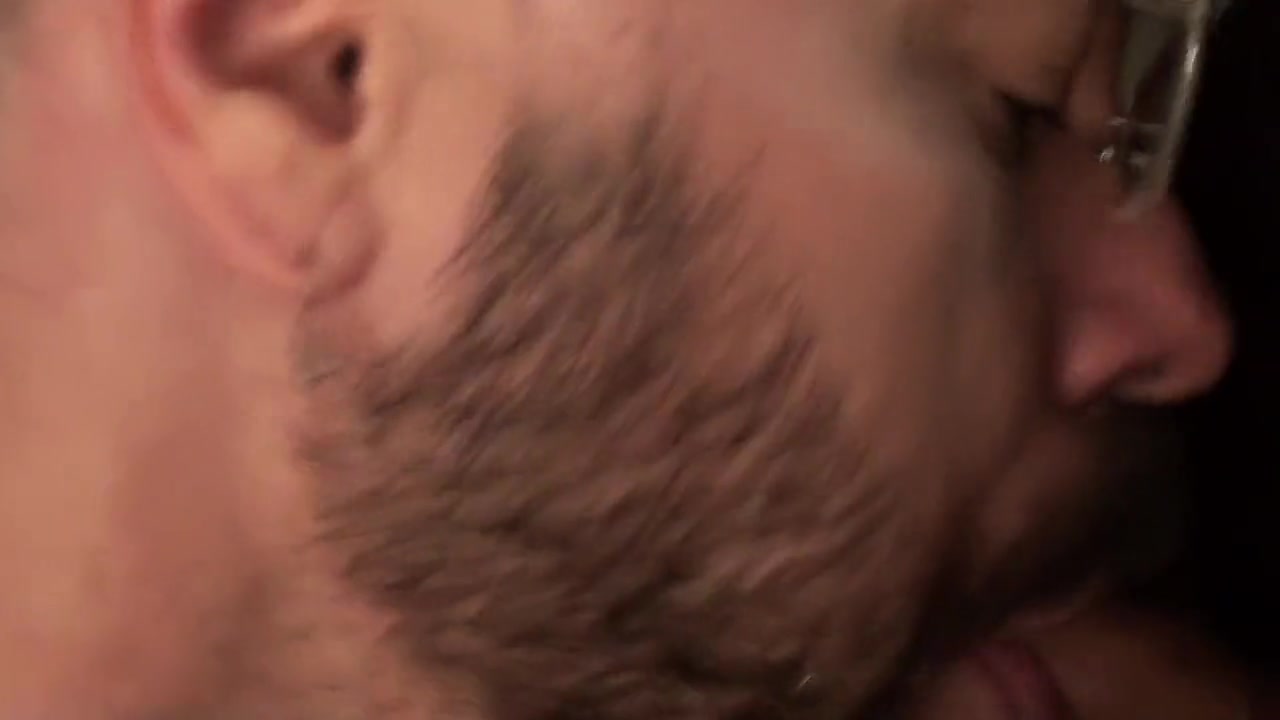 beautiful big white cock was looking for a quick blow job gloryhole