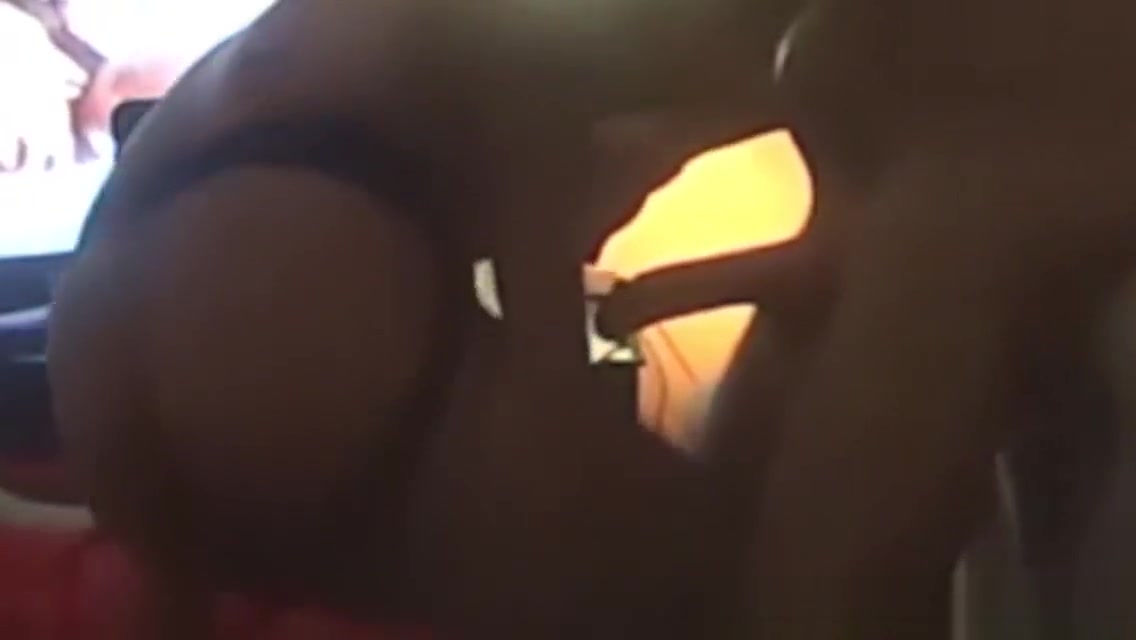 MASSAGE CLIENT DEEPTHROAT RELAX SEX by Nudemassage