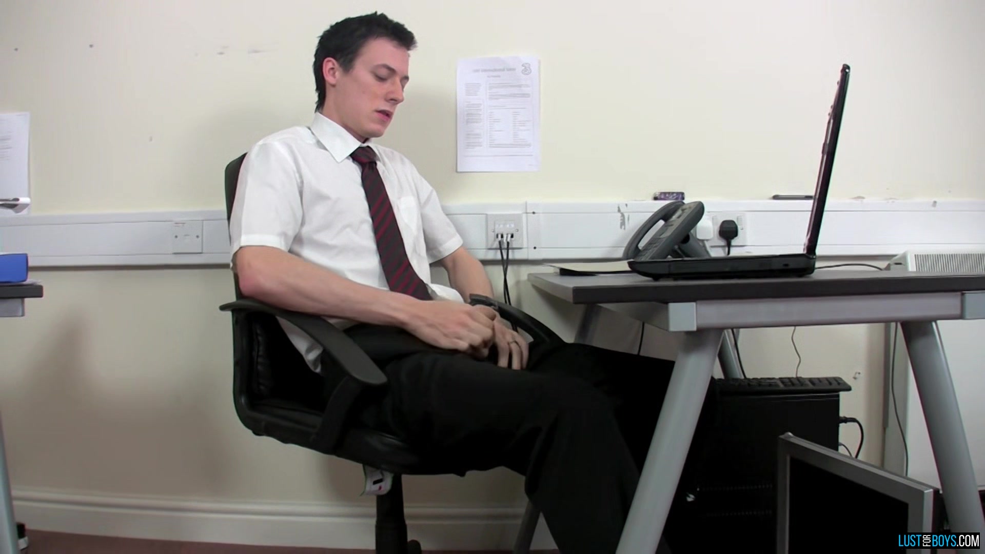 Squirting Cum In The Office - Evan Zero