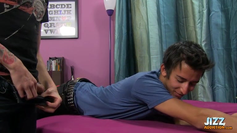 A Hot Load For Thirsty Daniel! - Chris Jett & Daniel Claymoore