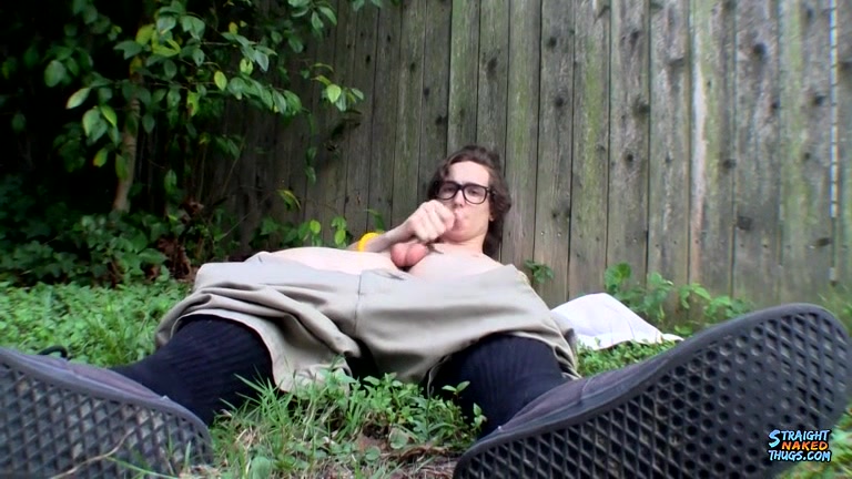 Outdoor Jerking With Str8 Sean - Sean Johansen