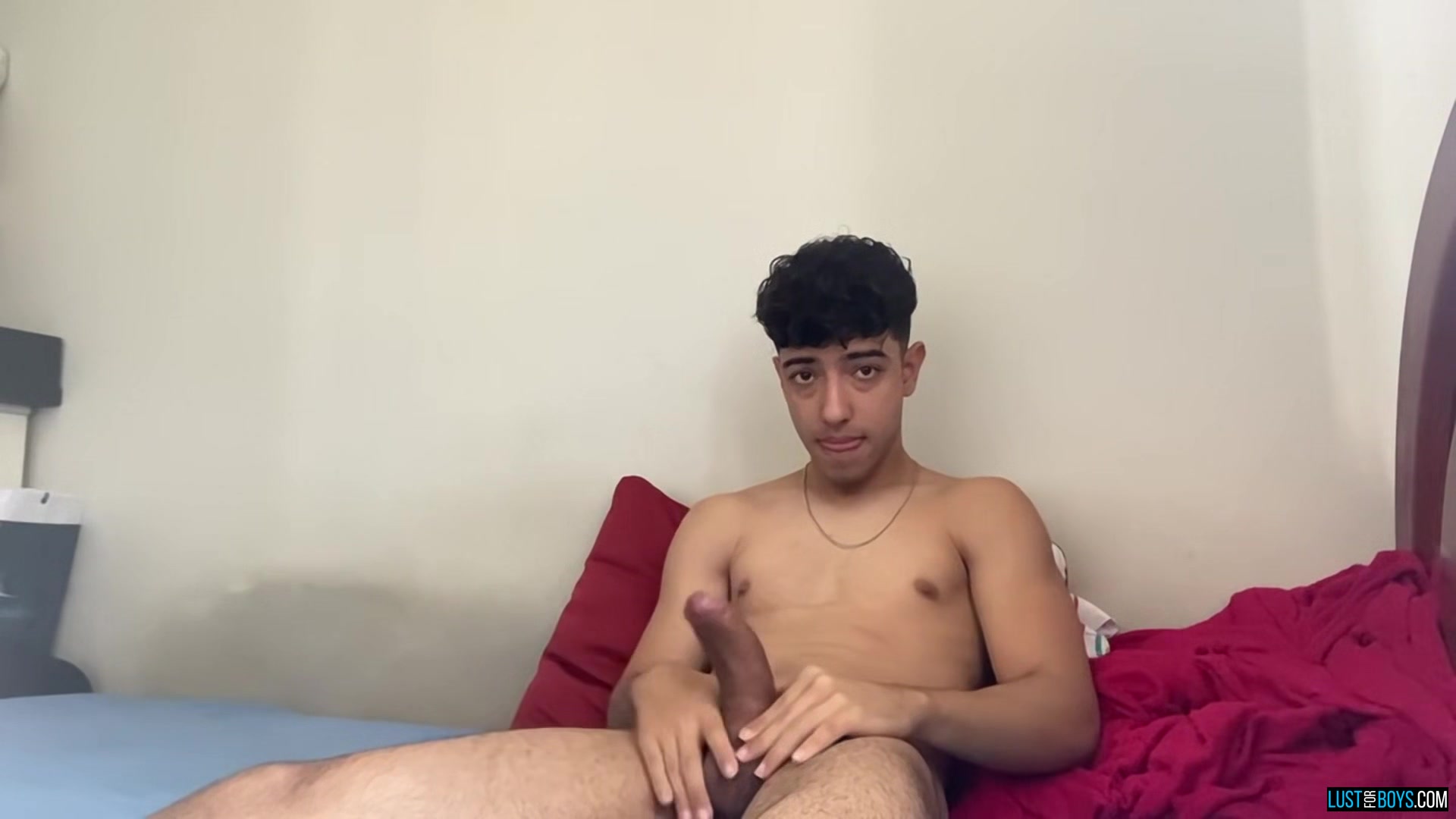 Tasty Cum Play With Henry - Henry Lynes