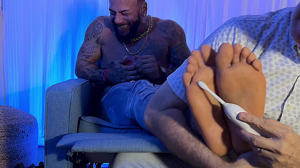 Maximus' Tickling Audition - Maximus