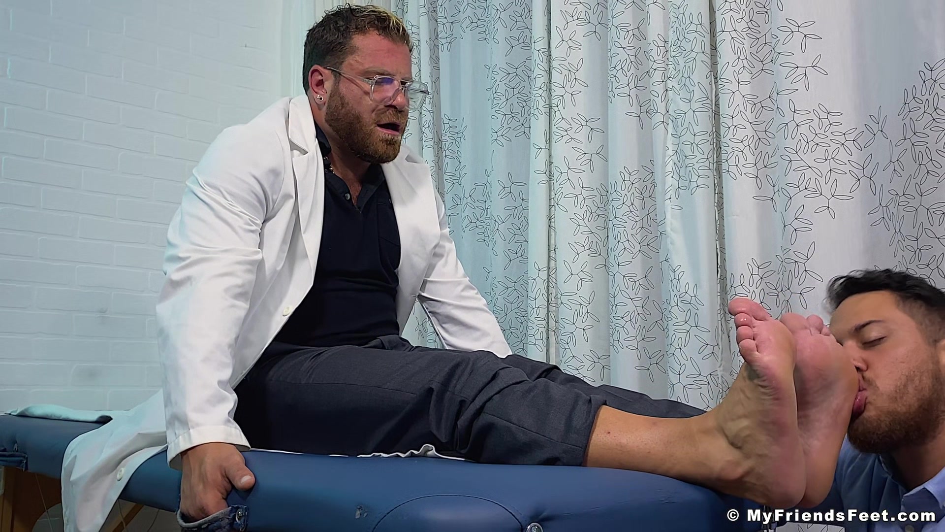Dr. Riley Fucks Dan's Feet - Riley