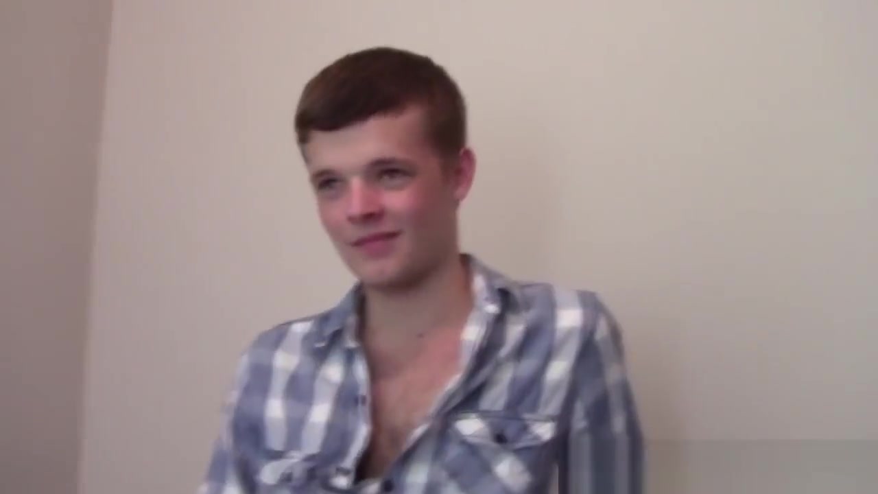Twink amateur jizzes pov
