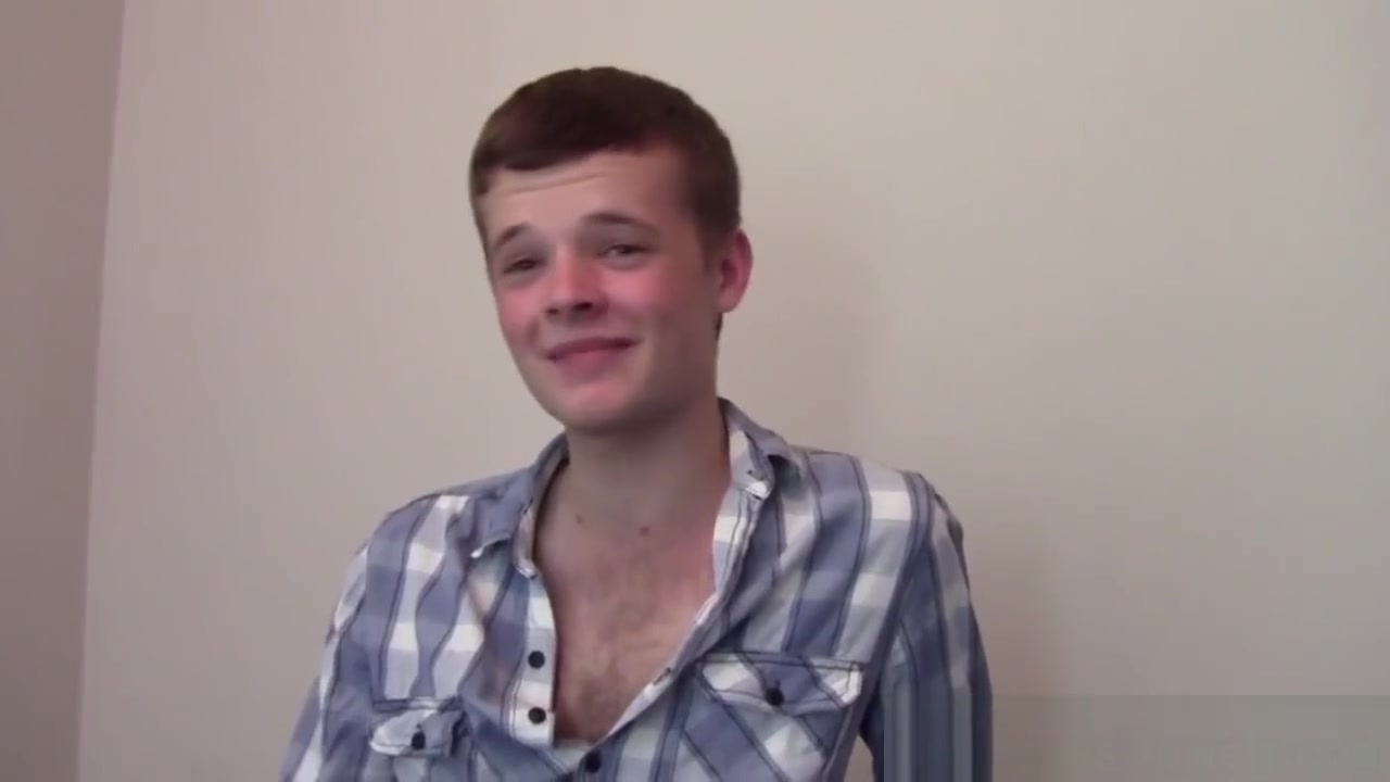 Twink amateur jizzes pov