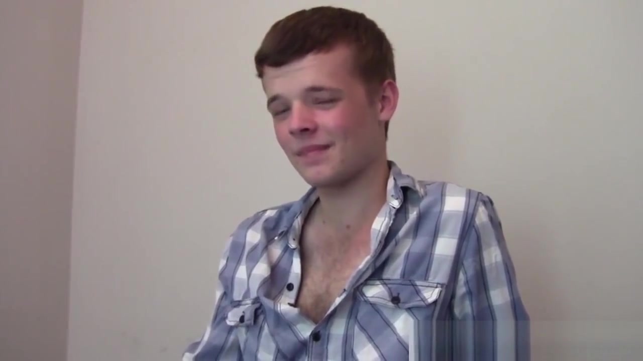 Twink amateur jizzes pov