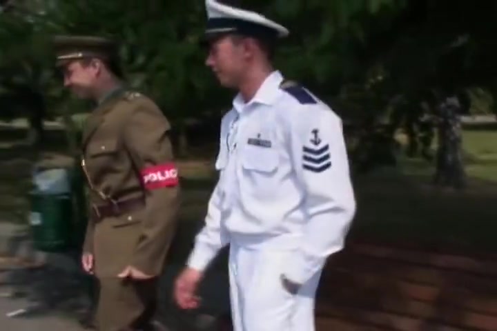 Sailor seducing his army buddy - Lucas Entertainment