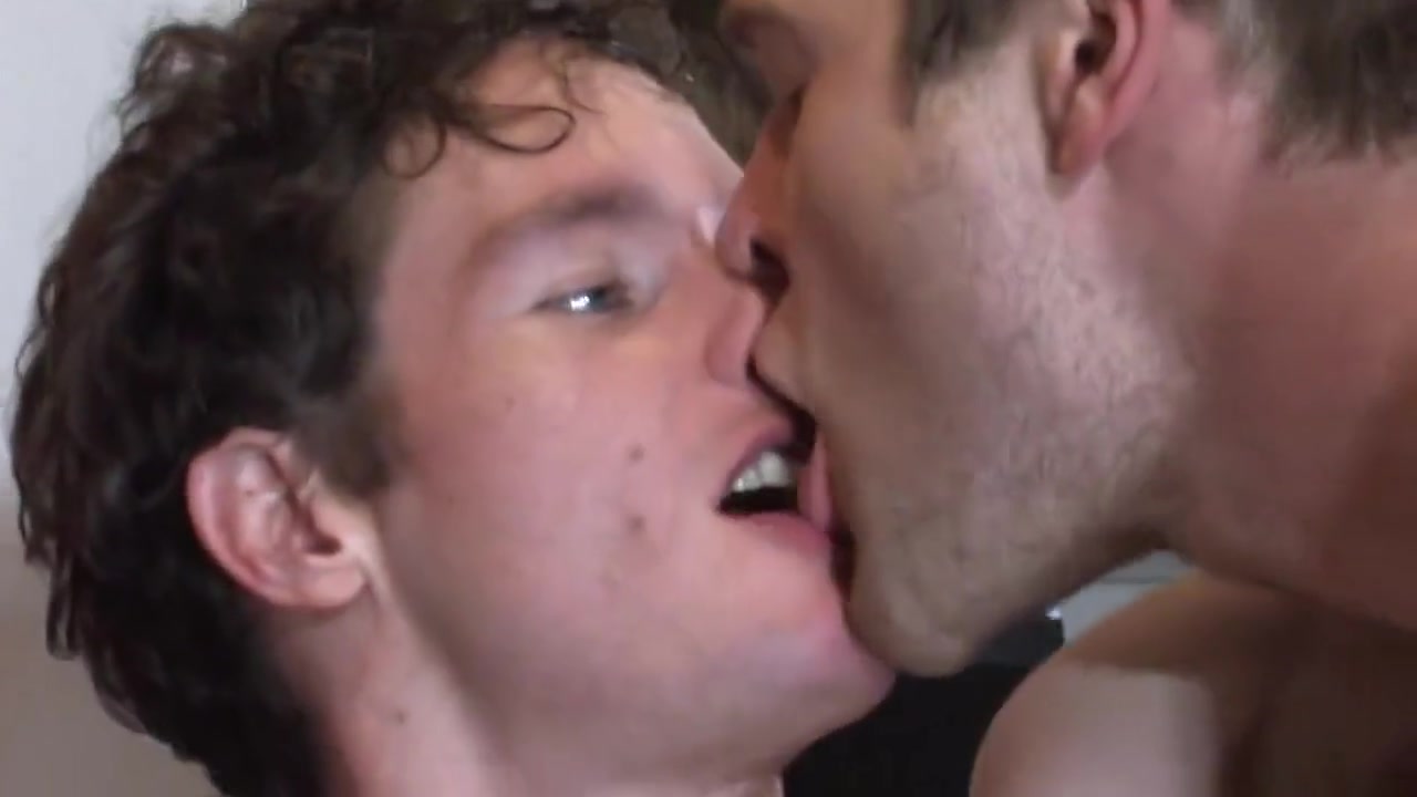 Twink Gets Pounded Hard After His Shower - Naked Sword