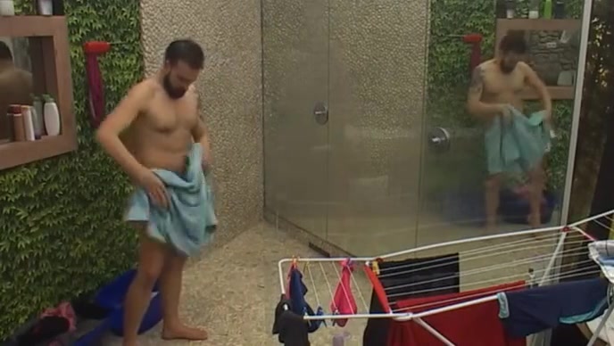 Big Step brother Shower Reality TV