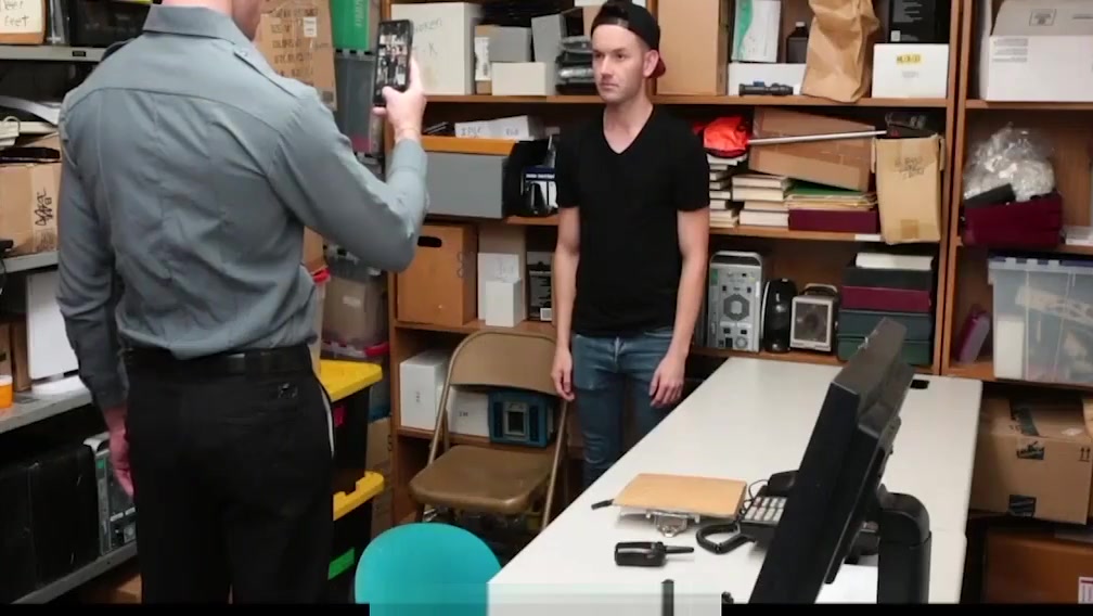 Skater ass fucked hard by hunk security officer-YOUNGPERP.COM