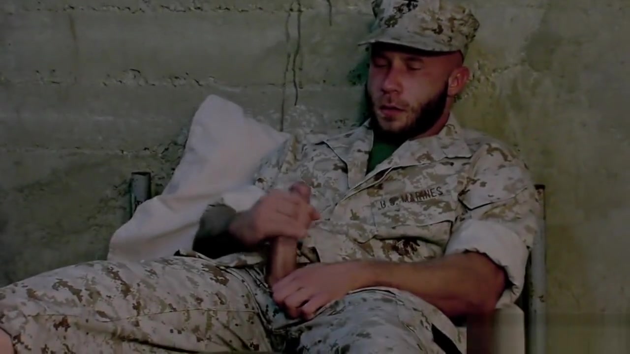 Buff military guy jizzed